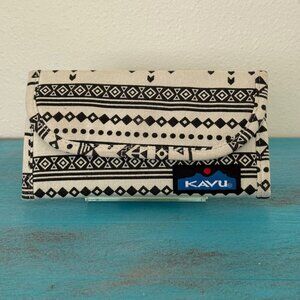 Kavu Mondo Spender Tri-Fold Design Wallet Clutch Travel Organizer Black & Cream